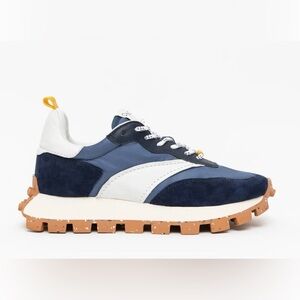 Oncept Osaka Sneakers – Navy & White – Women’s 7.5 – NEW WITHOUT BOX